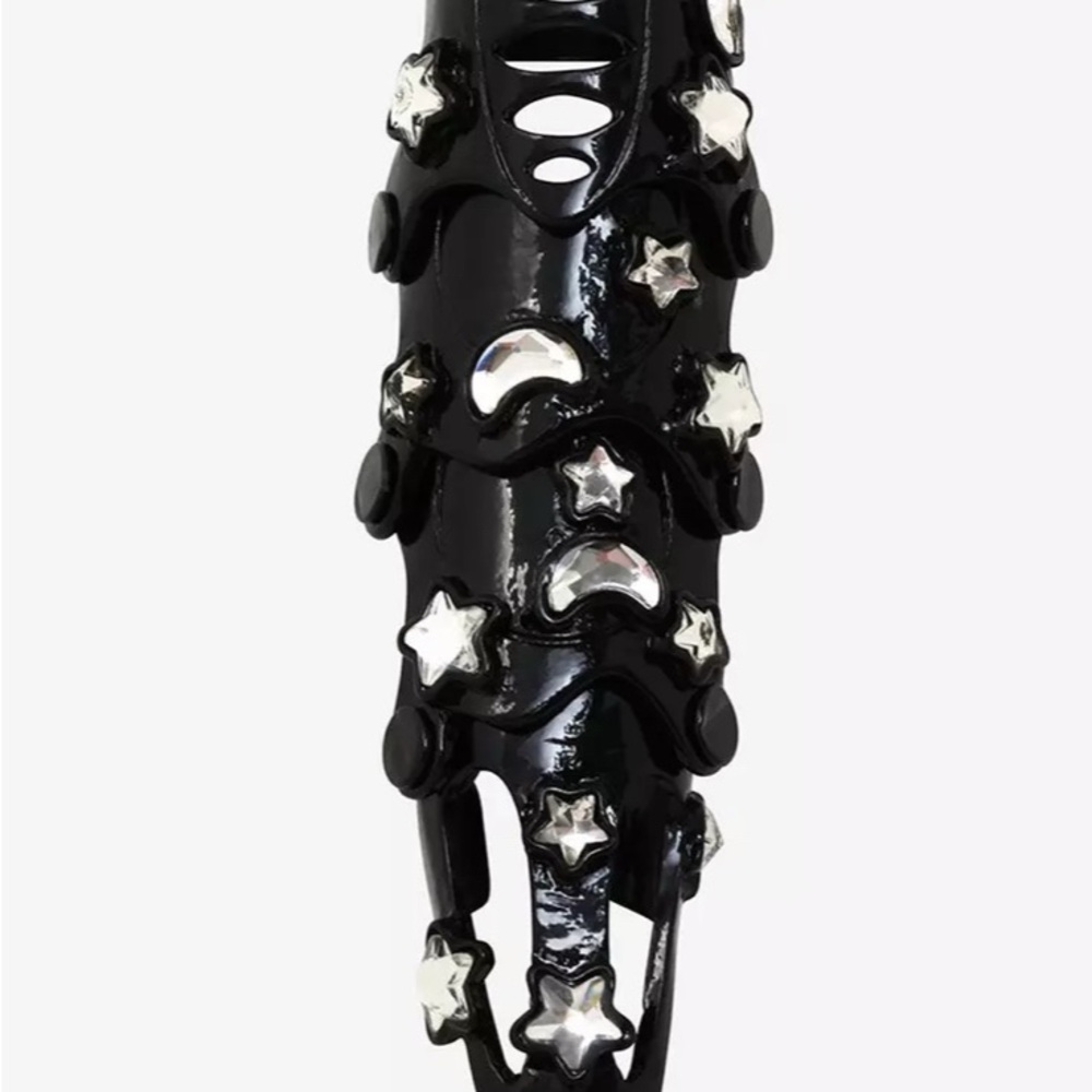 Hot Topic Black and Silver Celestial Ring - Picture 2 of 5